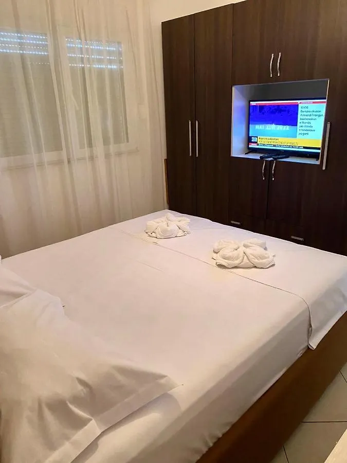 Star Apartments Durrës 0*,
